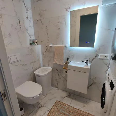 Dobilas Townhouse Near A Quiet Prázdninový dům Palanga