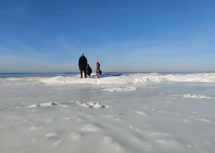 Dobilas Townhouse Near A Quiet Vakantiehuis *