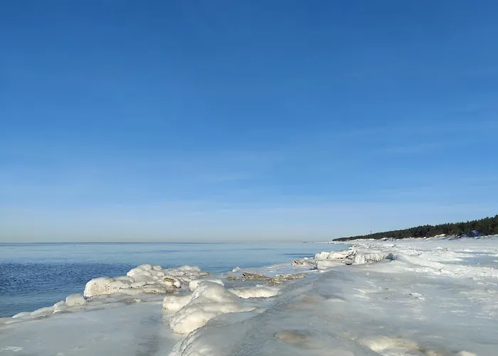 Dobilas Townhouse Near A Quiet *